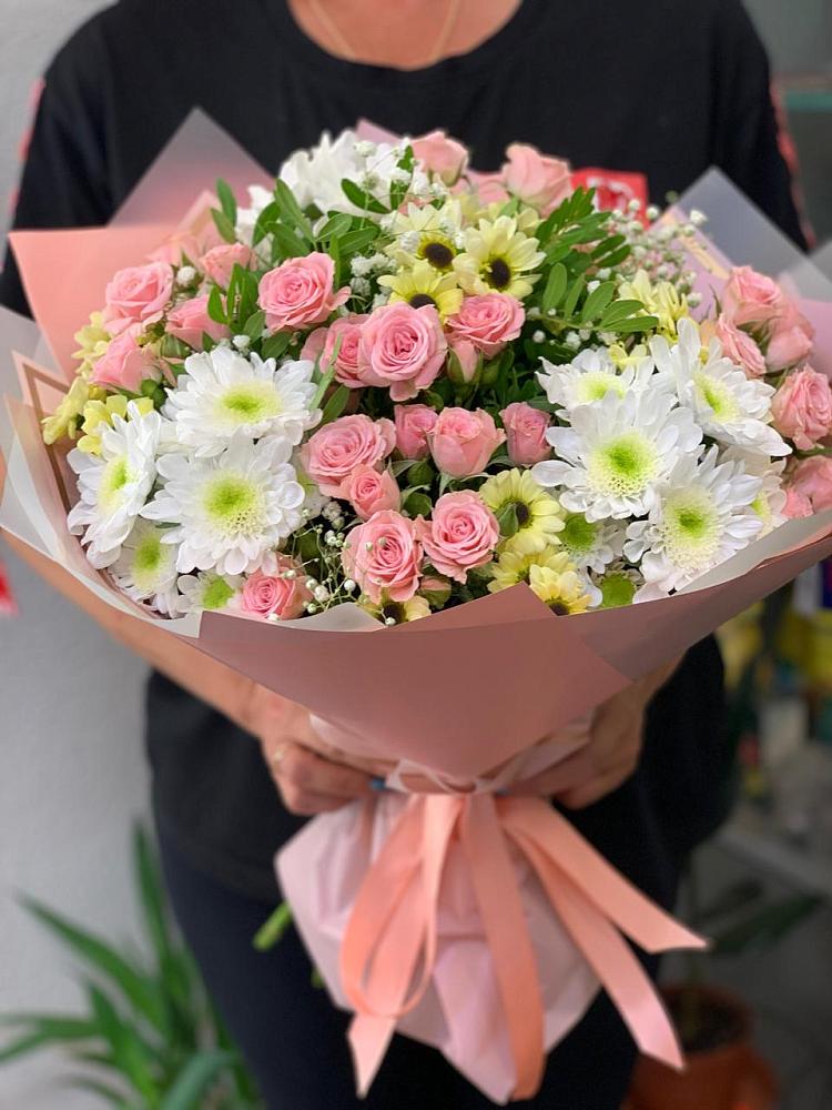 Букет цветов из: Розы и Хризантемы в Солослово