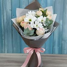 Букет цветов из:  Хризантемы и Розы #REPLACE_PRED# Солослово