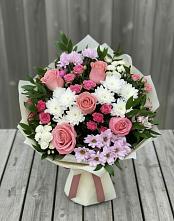 Букет цветов из:  Альстромерии, Гвоздики, Розы и Хризантемы в Солослово