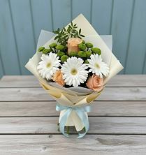 Букет цветов из:  Герберы, Розы и Хризантемы в Солослово