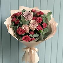 Букет цветов из:  Гвоздики и Розы в Солослово