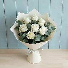 Букет Белые розы в Эвкалипте в Солослово